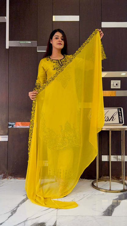 Sadiya Pakistani Formal Set 08