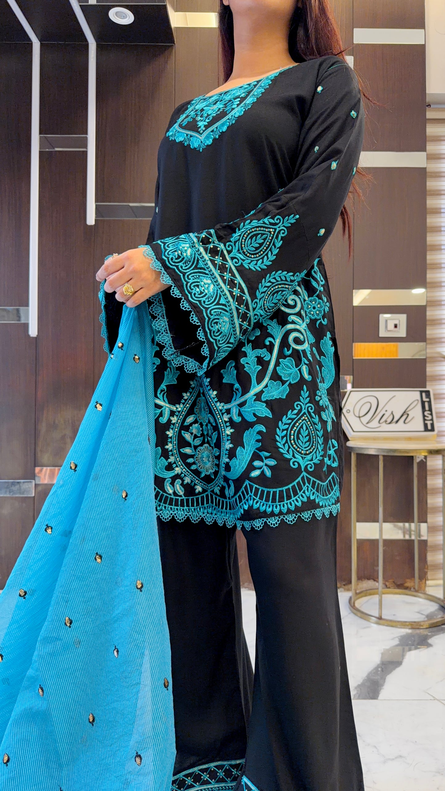 Alizeh Pakistani Semi-Formal Set 04