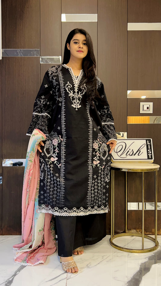 Zarqa Pakistani Lawn Set 08