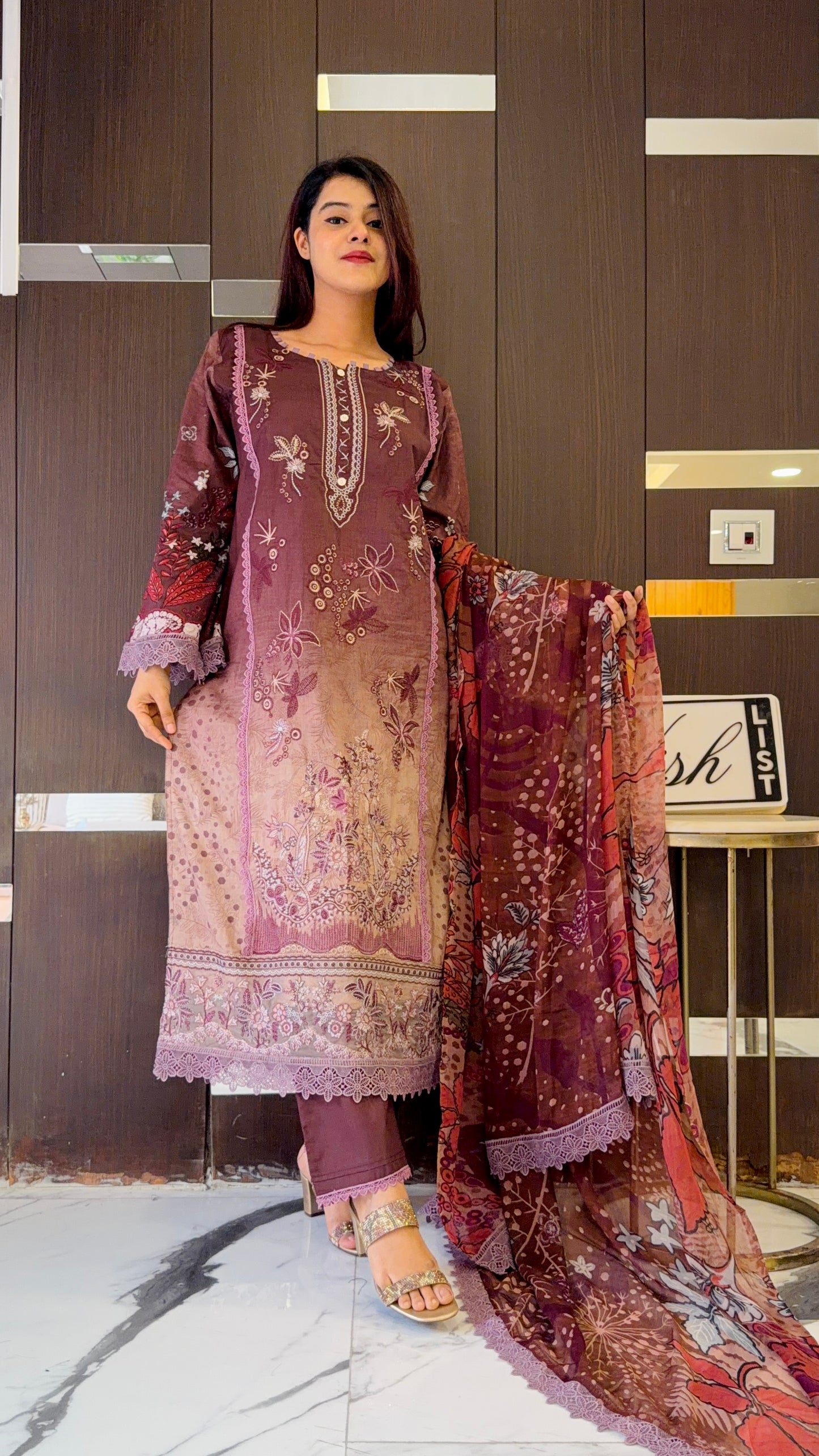 Masoom Pakistani Lawn Set 04