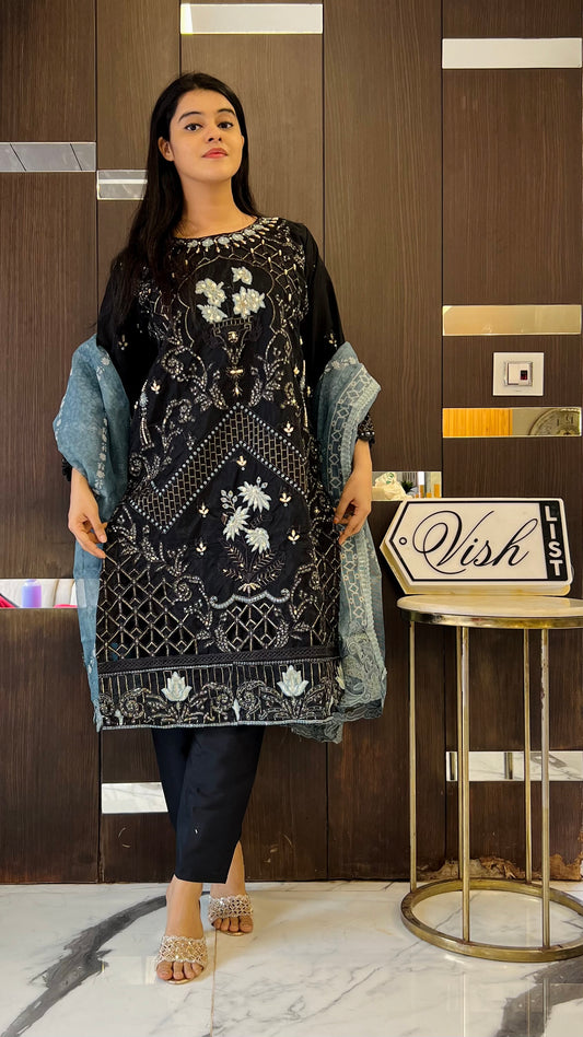 Nazm Pakistani Formal Set 02