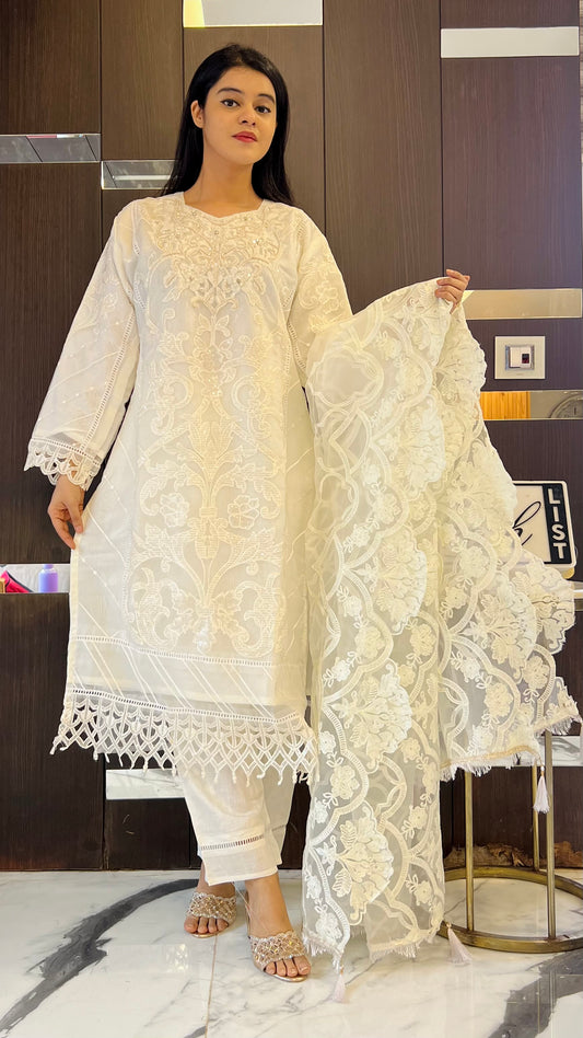 Nazm Pakistani Formal Set 27