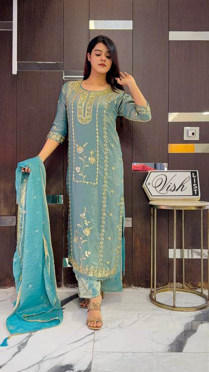 Mariyam Pakistani Formal Set 02