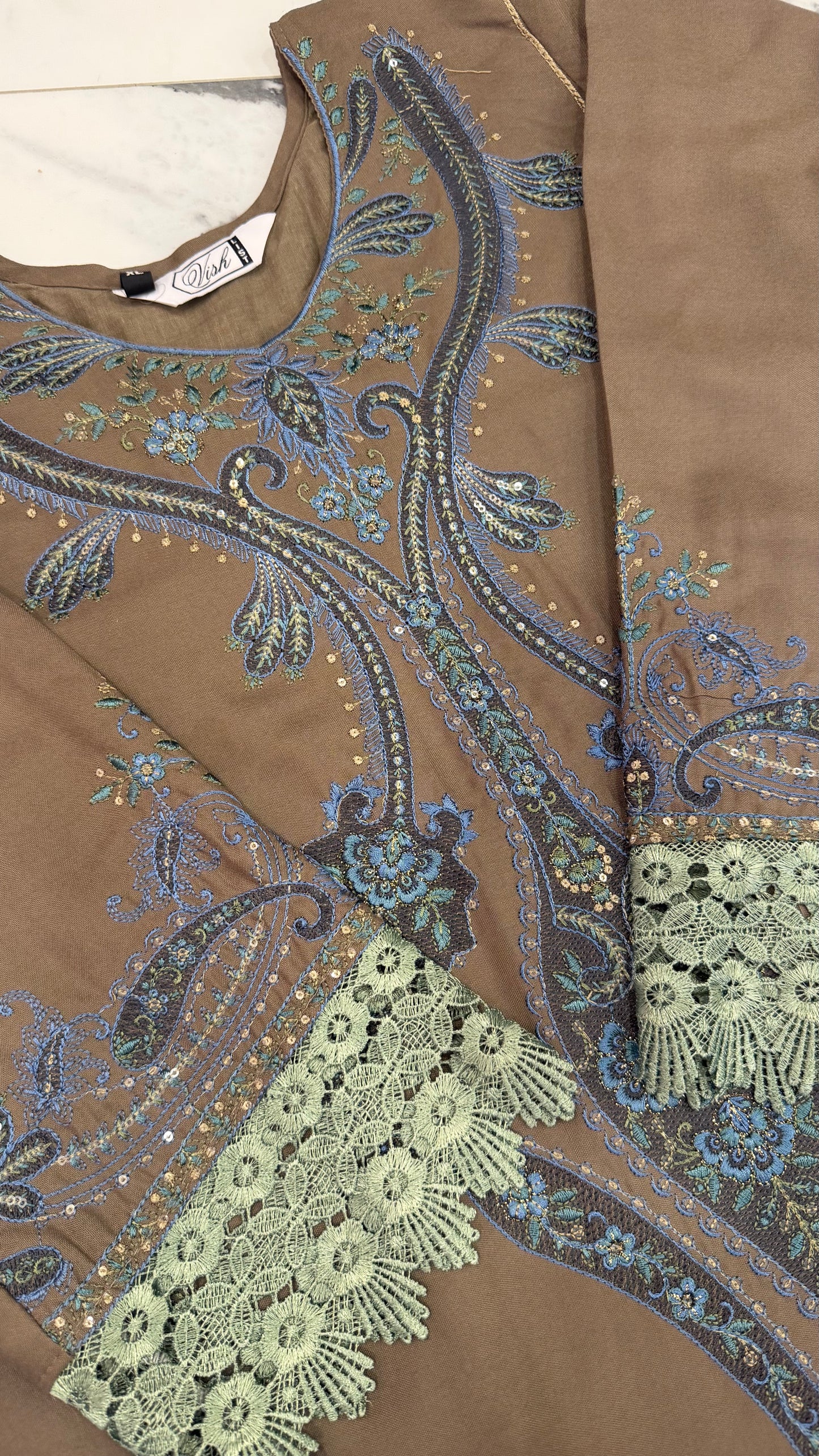 Shafa Pakistani Lawn Set 01