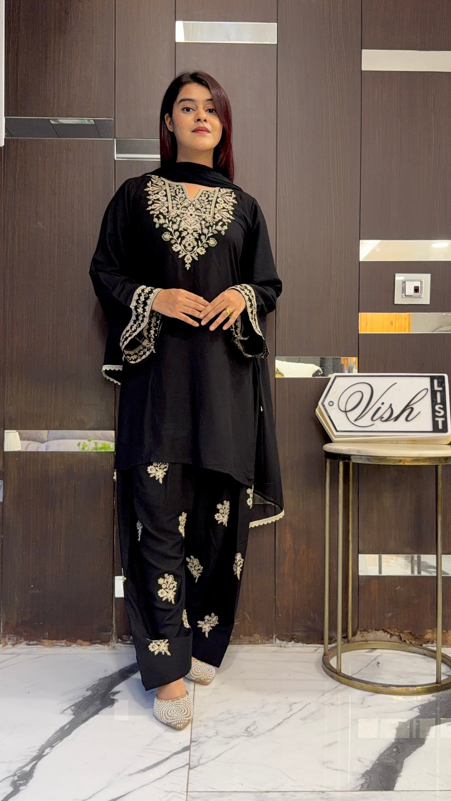Heena Pakistani Farshi Salwar Set 08