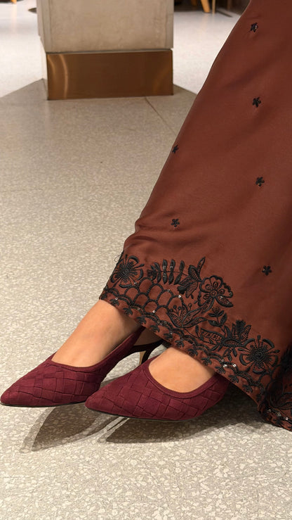 Dananeer Pakistani Kaftan Set