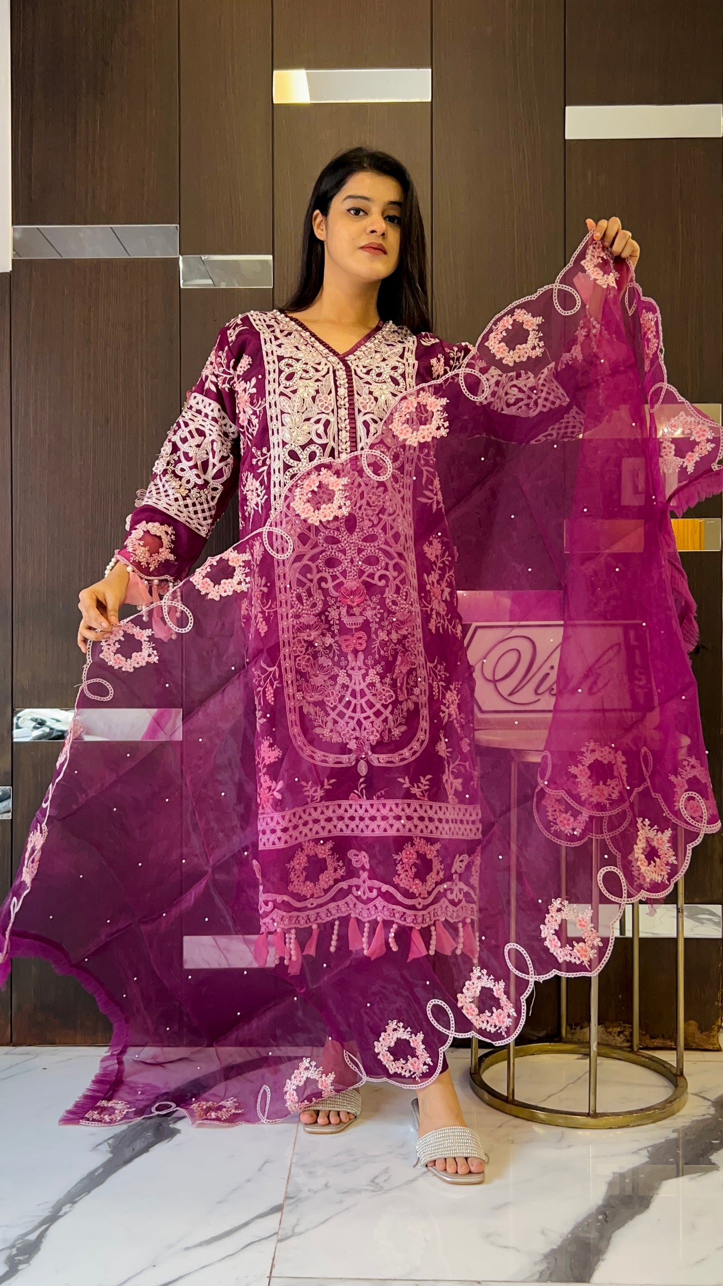 Mahenoor Pakistani Formal Set 06