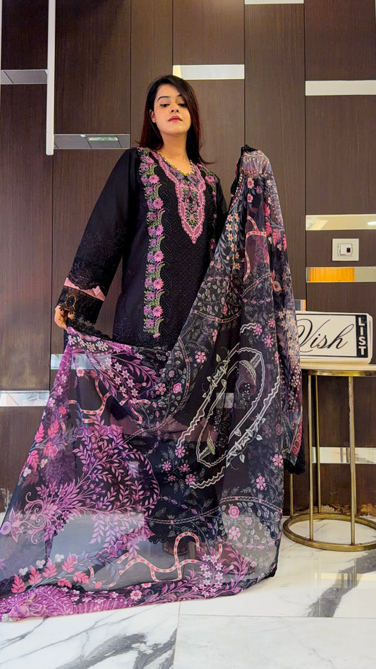 Dananeer Pakistani Luxe Lawn Set 02