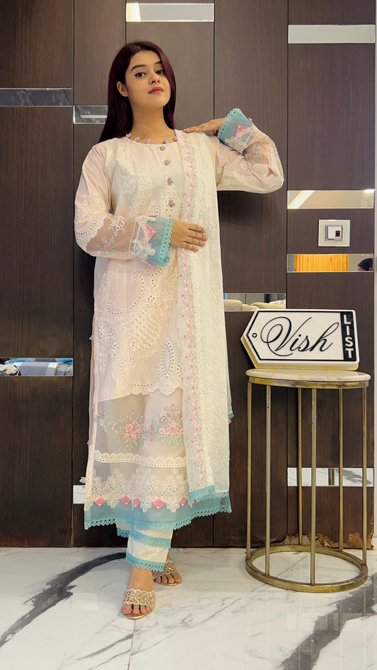 Hafza Pakistan Luxe Lawn Set 04