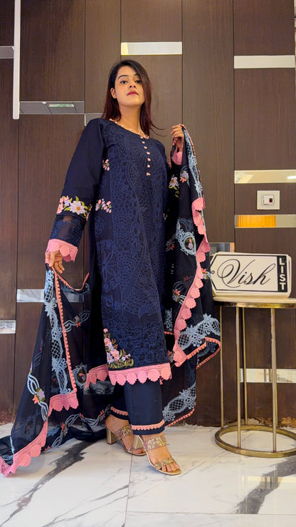 Dananeer Pakistani Luxe Lawn Set 07