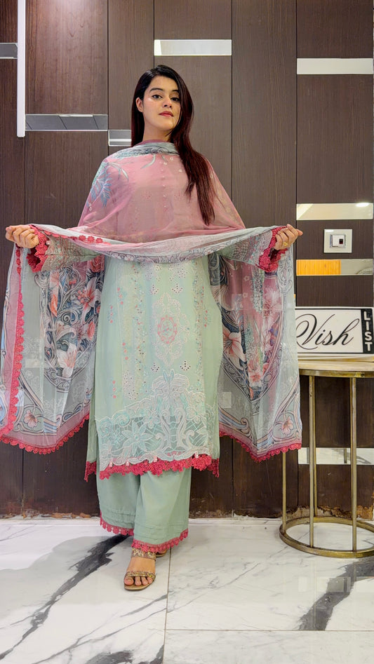 Izmir Pakistani Luxe Lawn Set 03