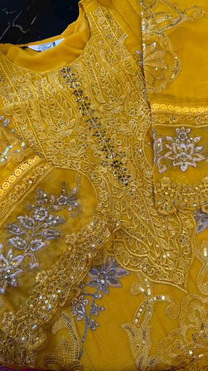 Hayat Pakistani Formal Set 05