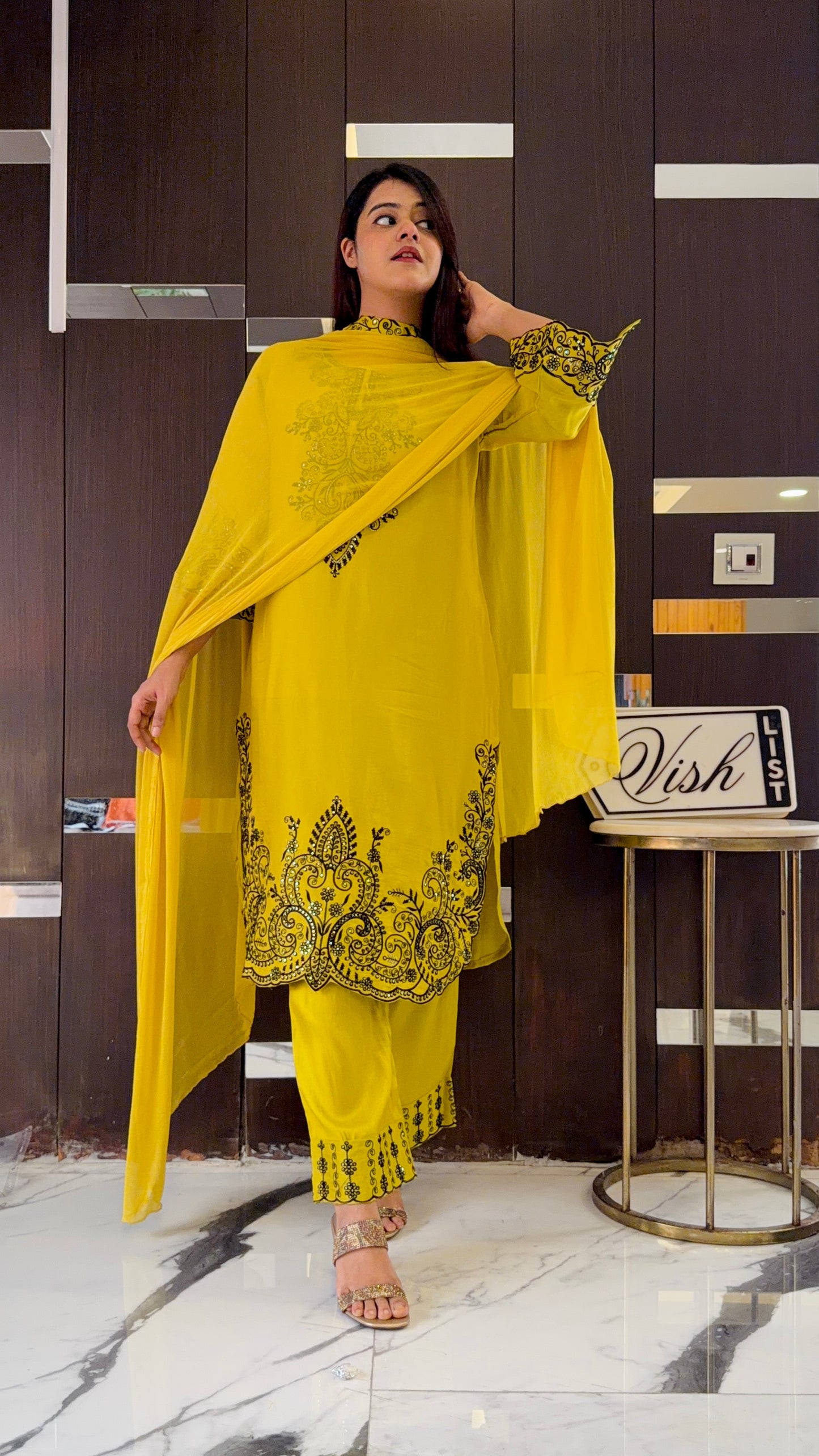 Sadiya Pakistani Formal Set 08