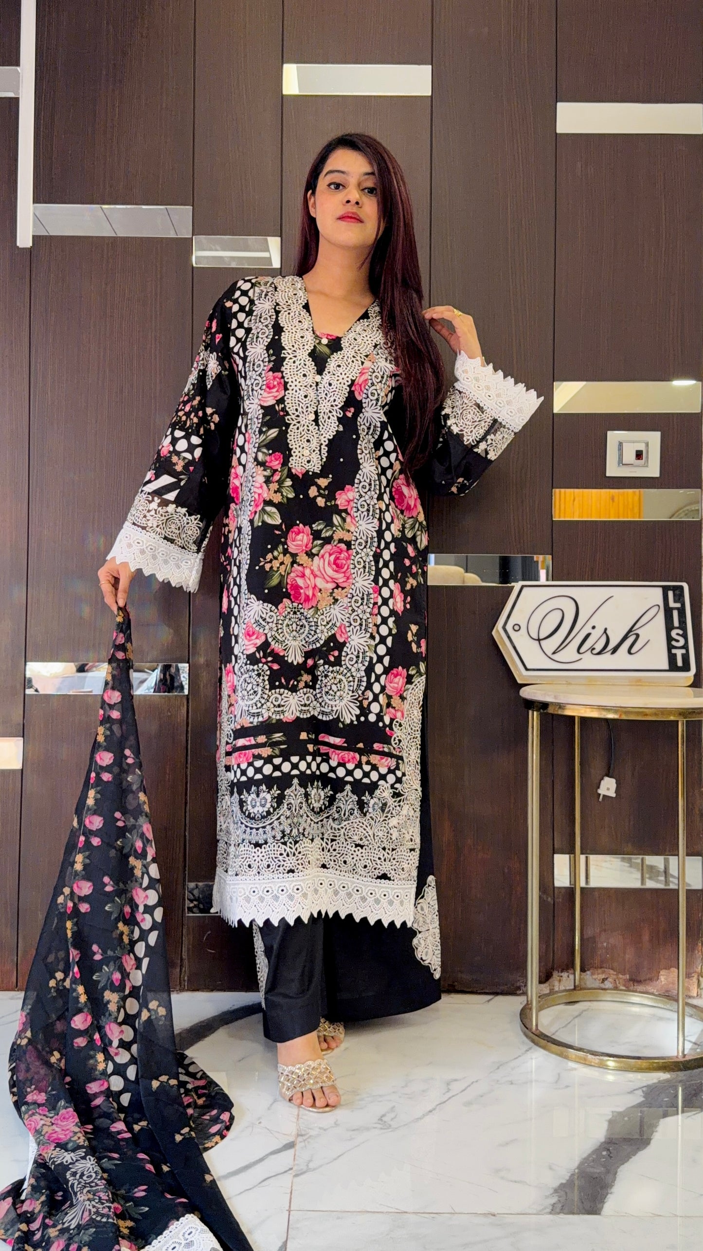 Irha Pakistani Lawn Set 06
