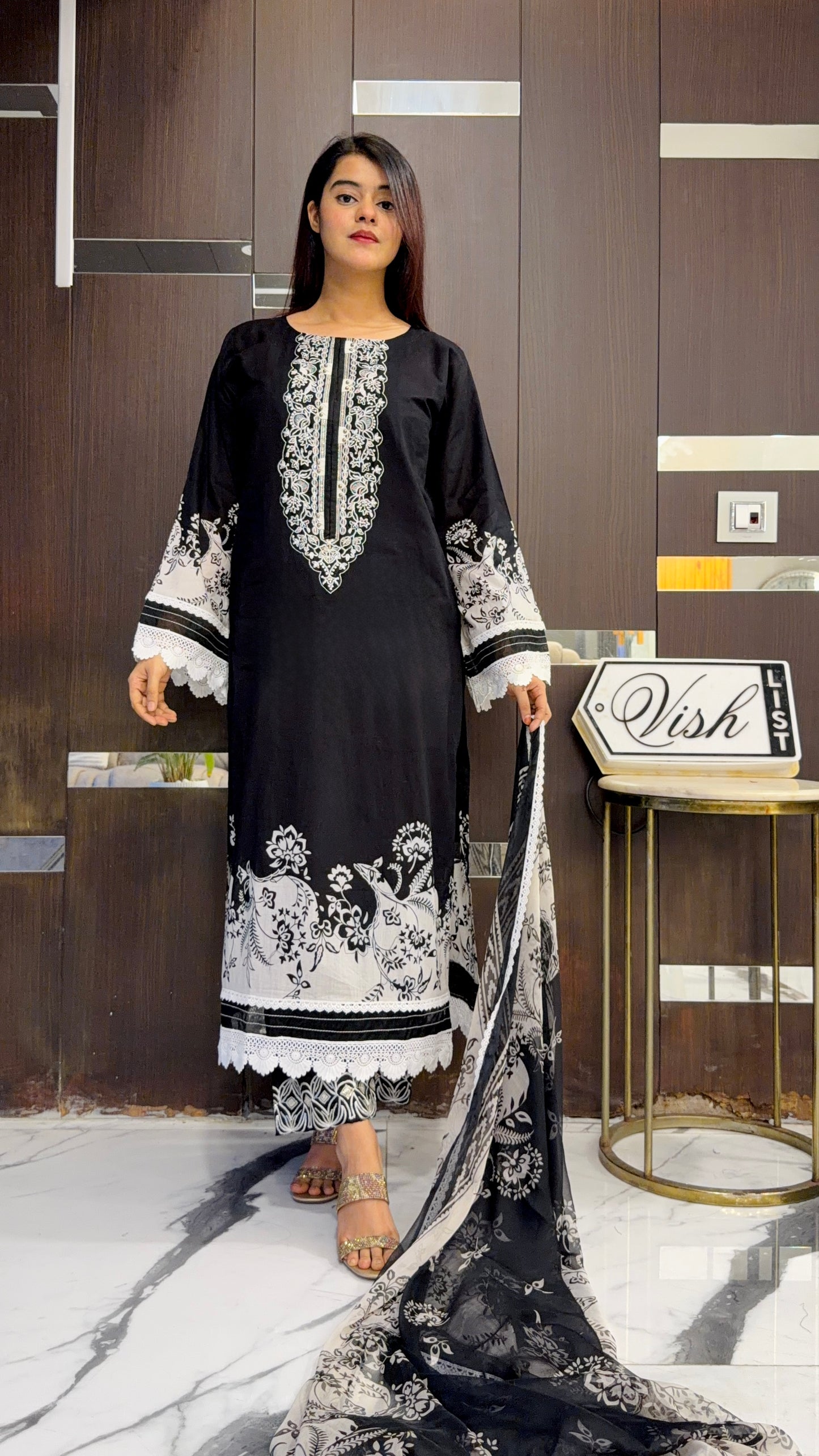 Bilkis Pakistani Lawn Set 03