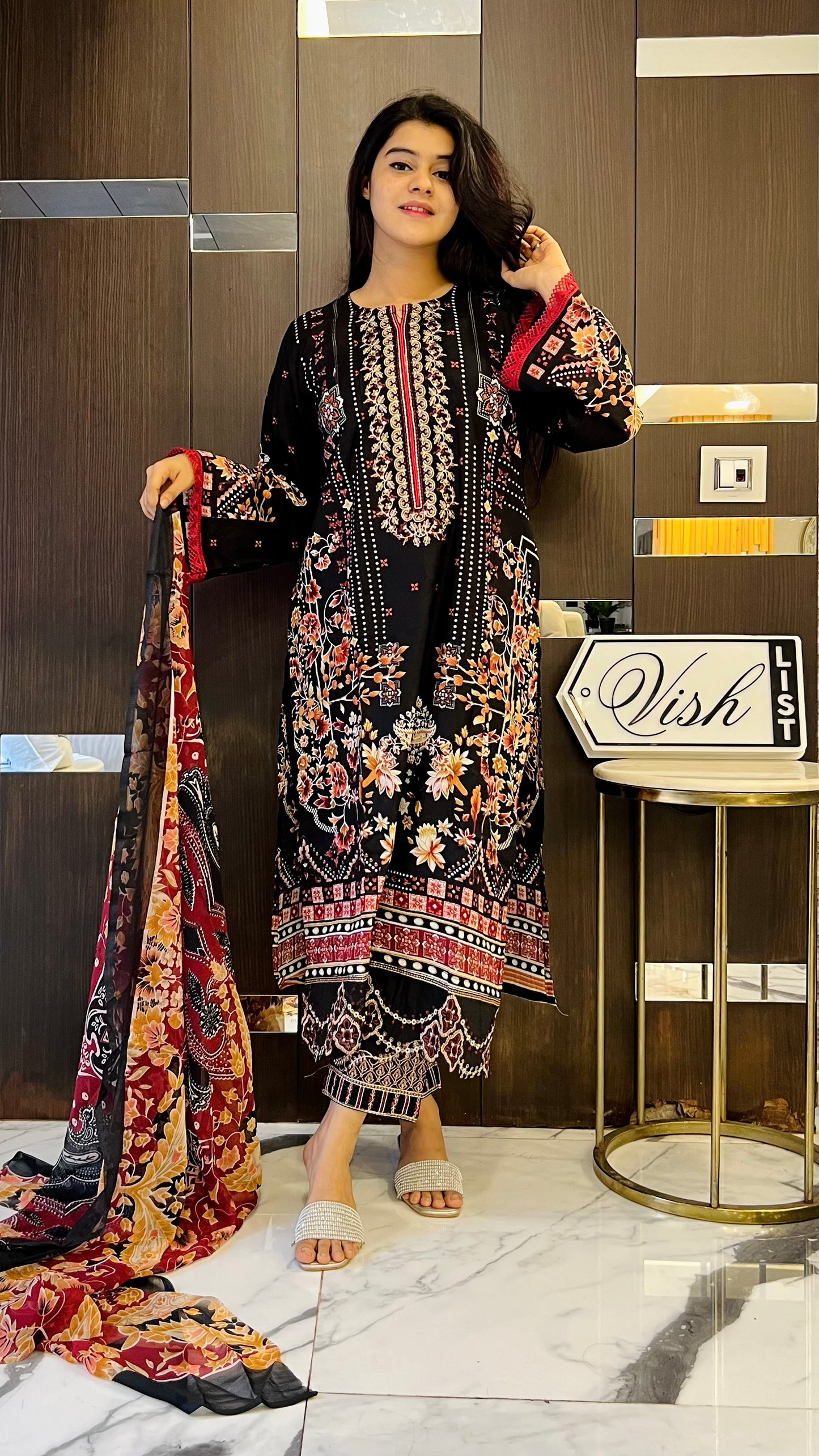 Pakistani Lawn Set LS 56