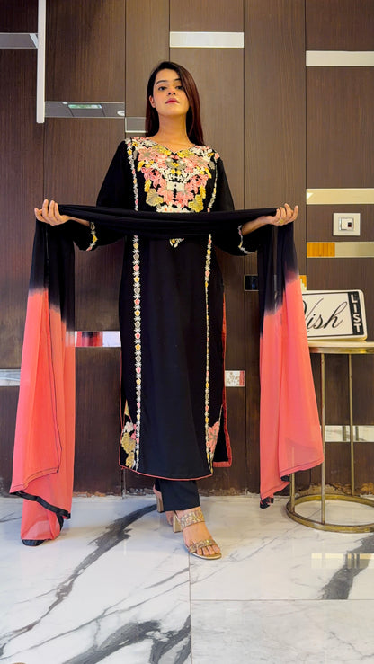 Ghazal Kashmiri Pakistani Suit 01