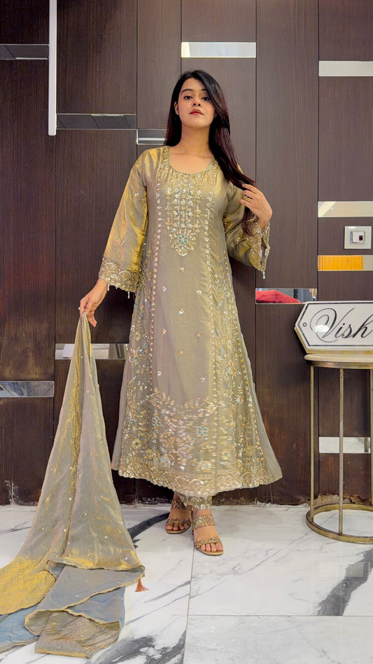 Mariyam Pakistani Formal Set 11
