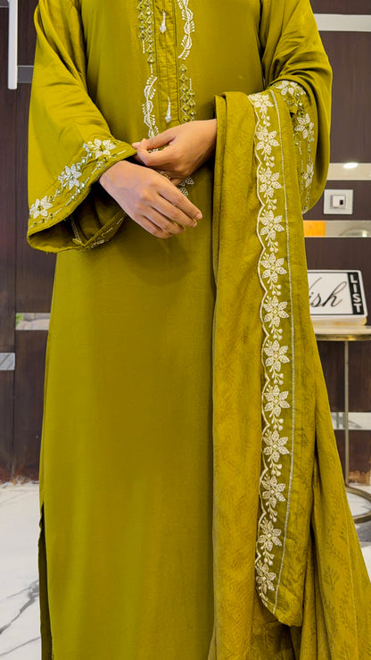 Pari Pakistani Kaftan Set 05