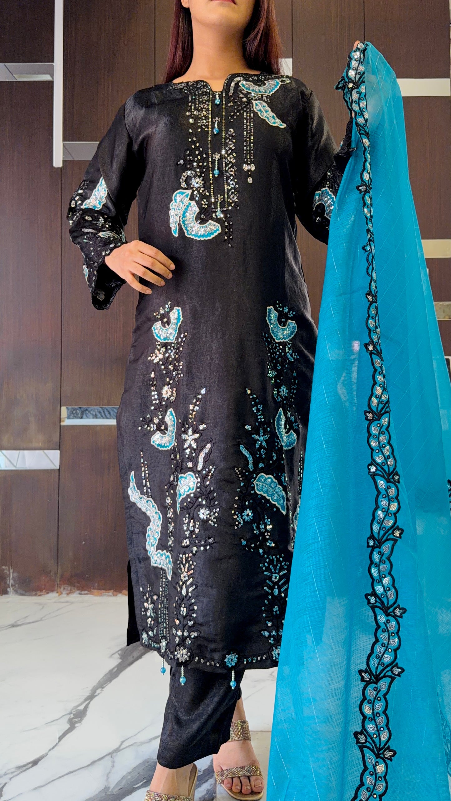 Nayab Pakistani Semi-Formal Set 04
