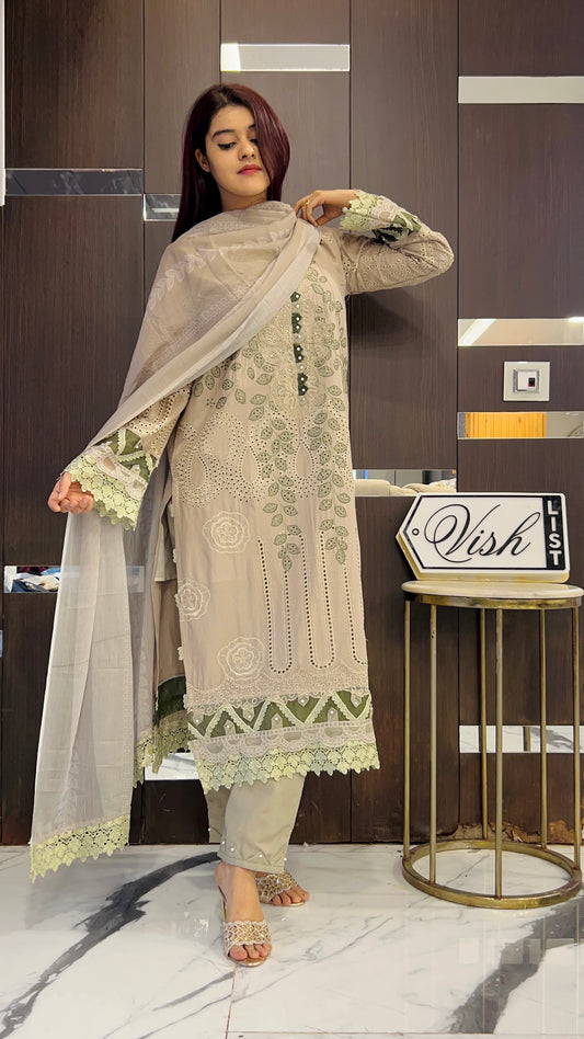 Hafza Pakistan Luxe Lawn Set 08