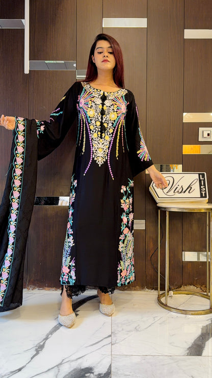 Pari Pakistani Kaftan Set 02