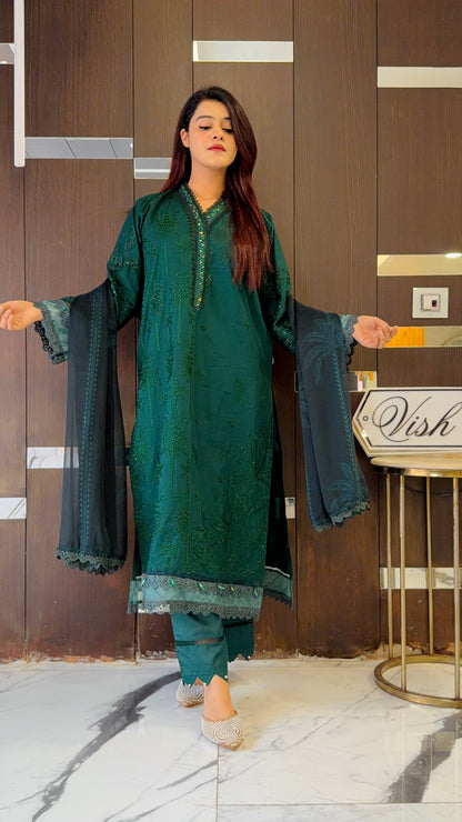 Izmir Pakistani Luxe Lawn Set 06