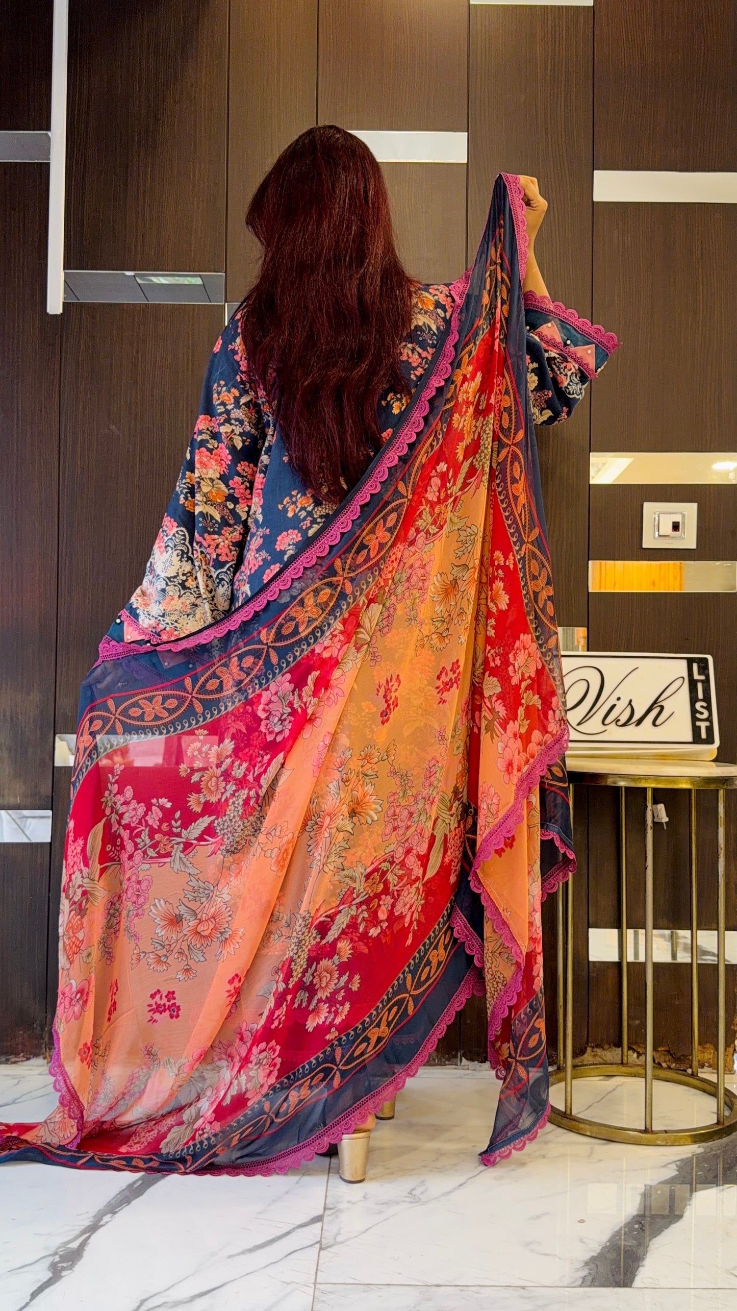 Shamah Pakistani Lawn Set 08