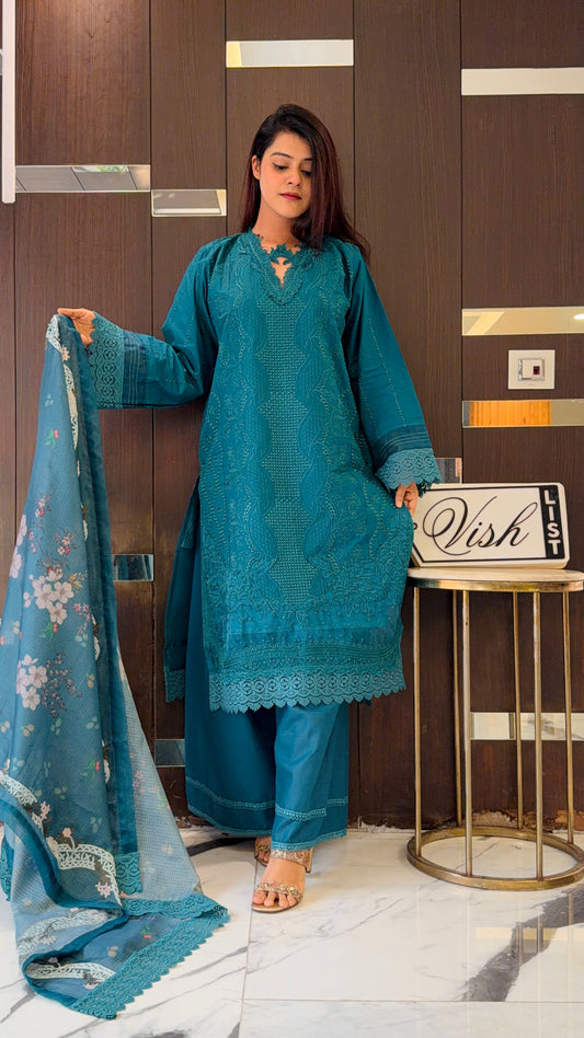 Gulzaar Pakistan Luxe Lawn Set 01