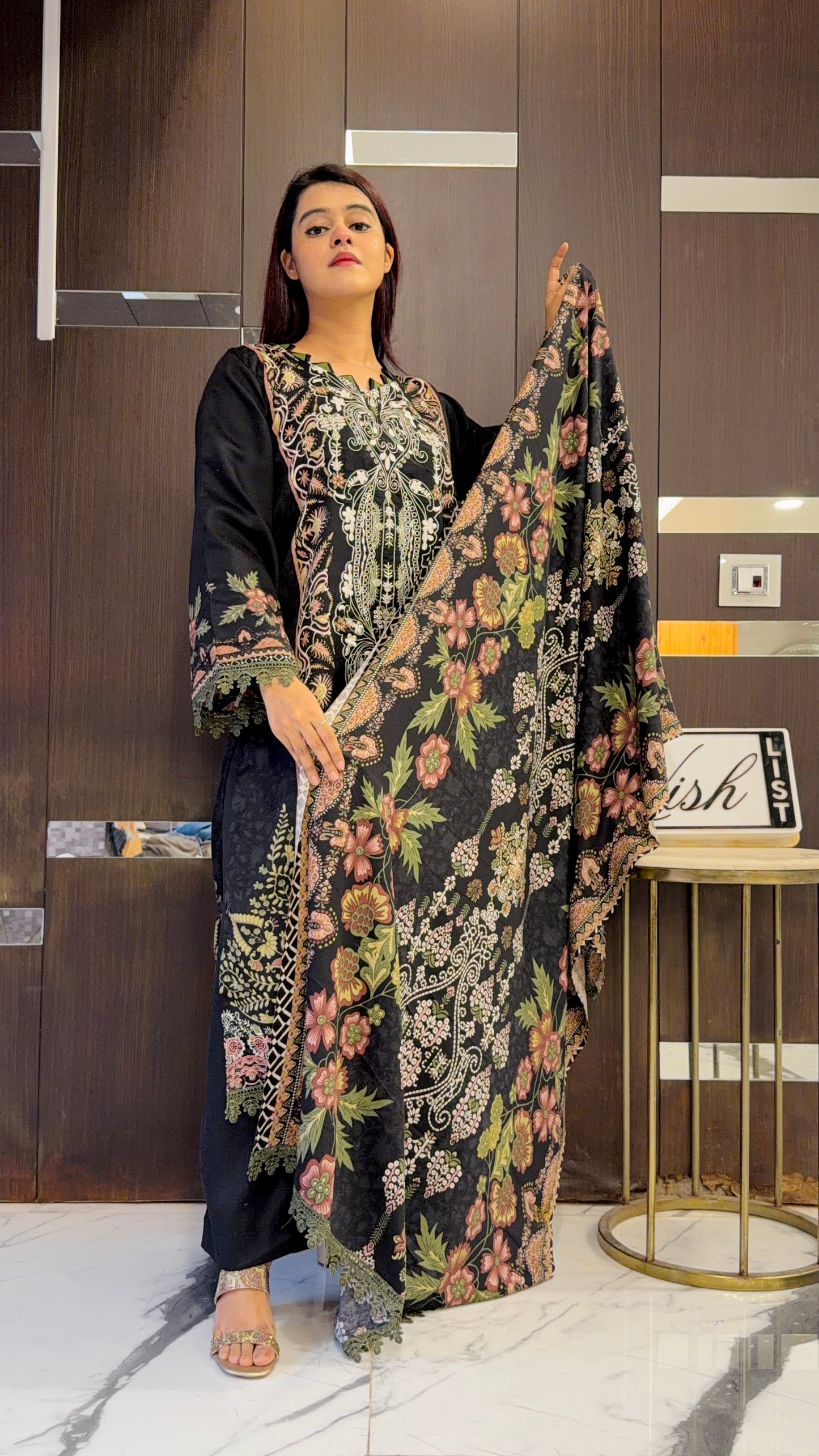 Pashmina Pakistani Suit 07
