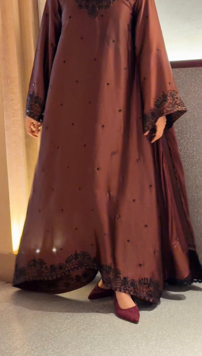 Dananeer Pakistani Kaftan Set