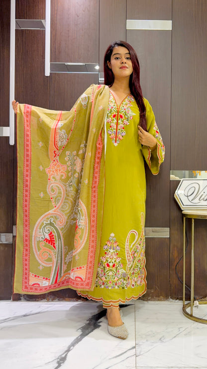 Pari Pakistani Kaftan Set 16