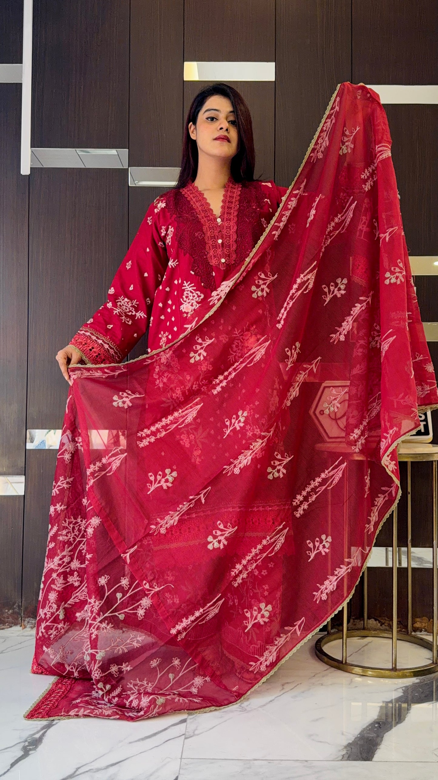 Anah Pakistani Lawn Set 03