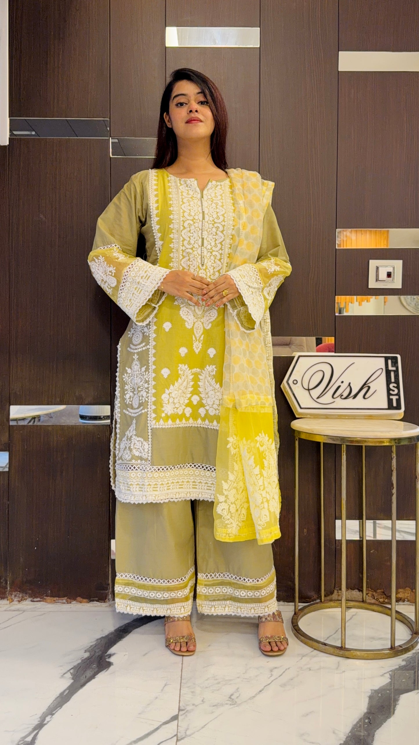 Gul Pakistani Suit 02