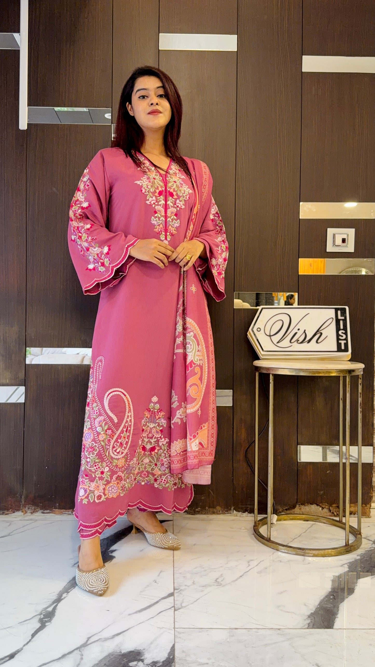Pari Pakistani Kaftan Set 14