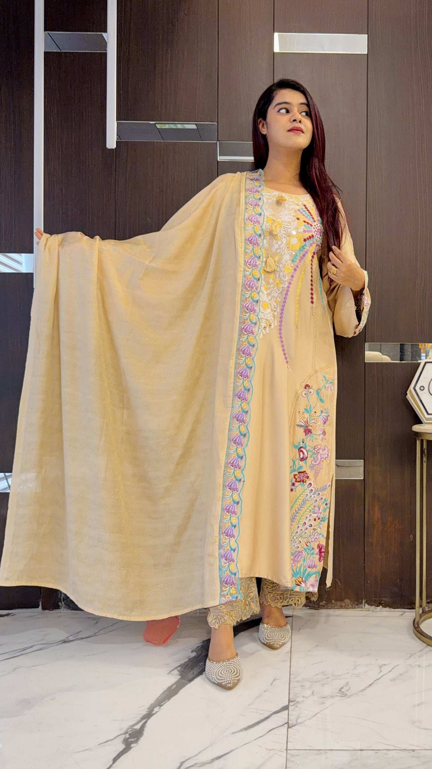 Pari Pakistani Kaftan Set 01
