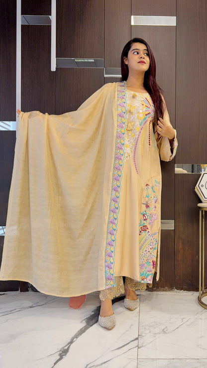 Pari Pakistani Kaftan Set 01