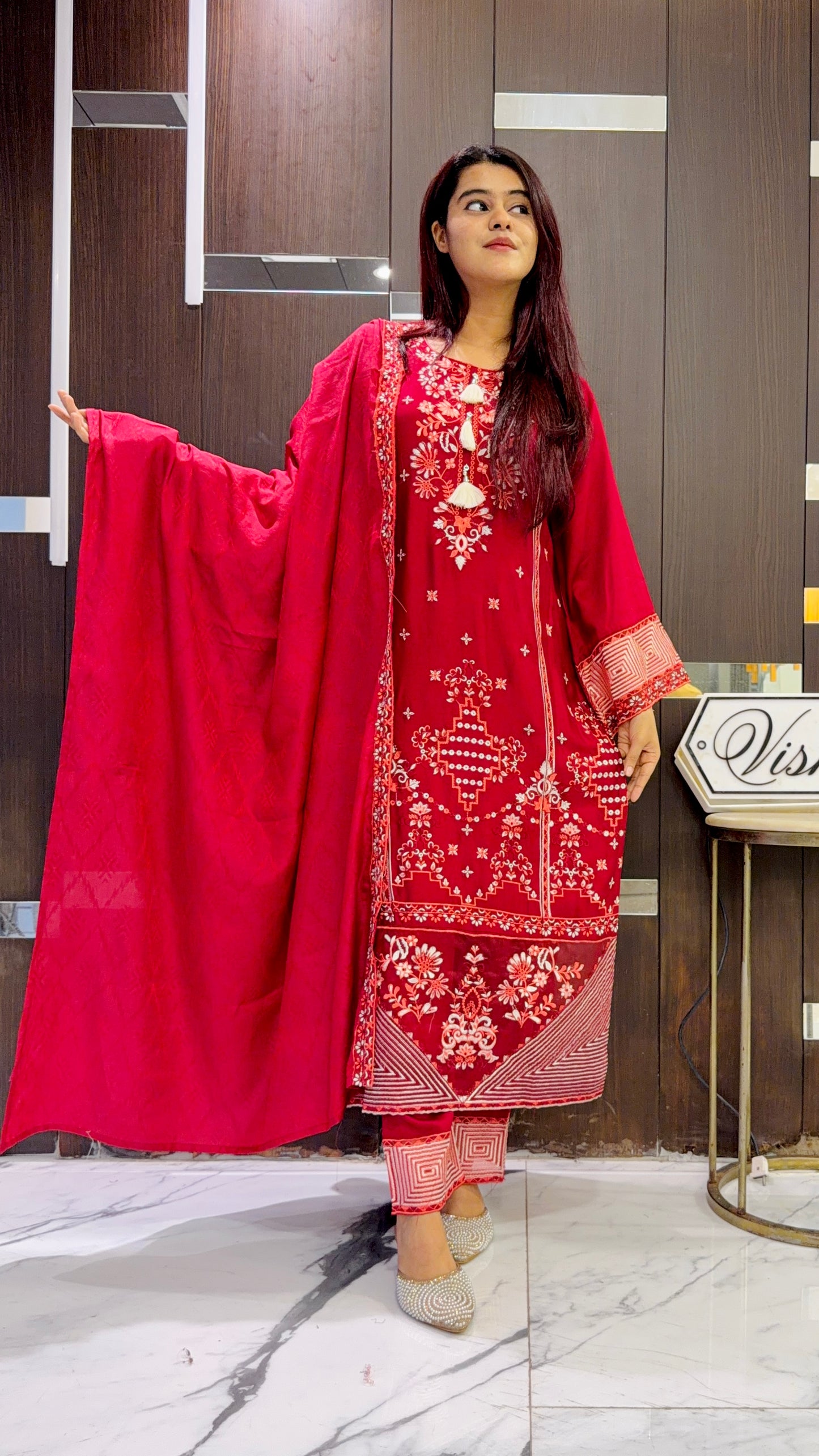Pari Pakistani Kaftan Set 04
