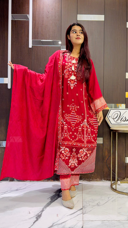 Pari Pakistani Kaftan Set 04