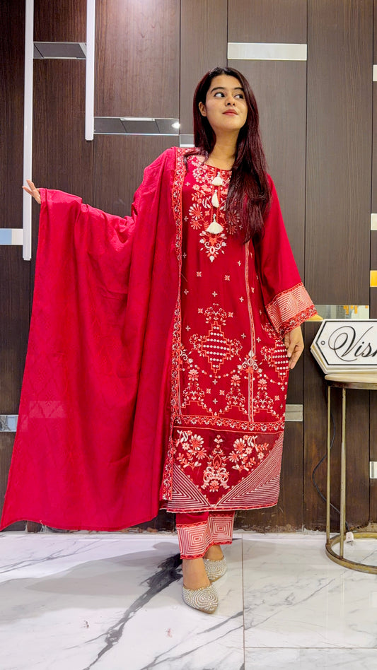 Pari Pakistani Kaftan Set 04