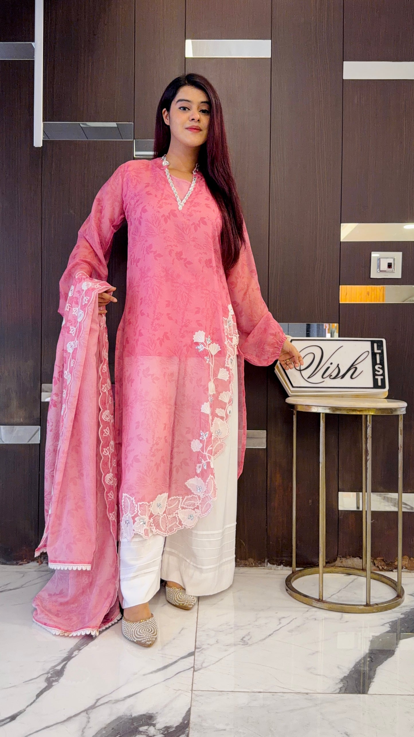 Mahira Pakistani Organza Set