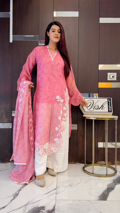 Mahira Pakistani Organza Set