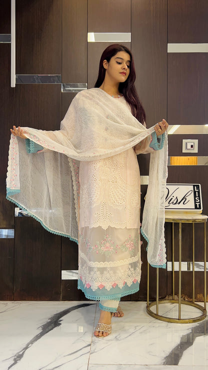 Hafza Pakistan Luxe Lawn Set 04
