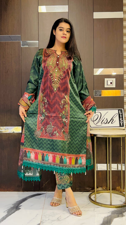 Mahira Pakistani Silk Set 08