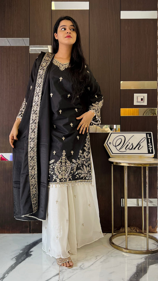 Nazm Pakistani Formal Set 04