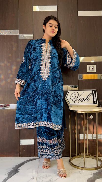 Hira Pakistani Crushed Velvet Suit 15 (Blue)