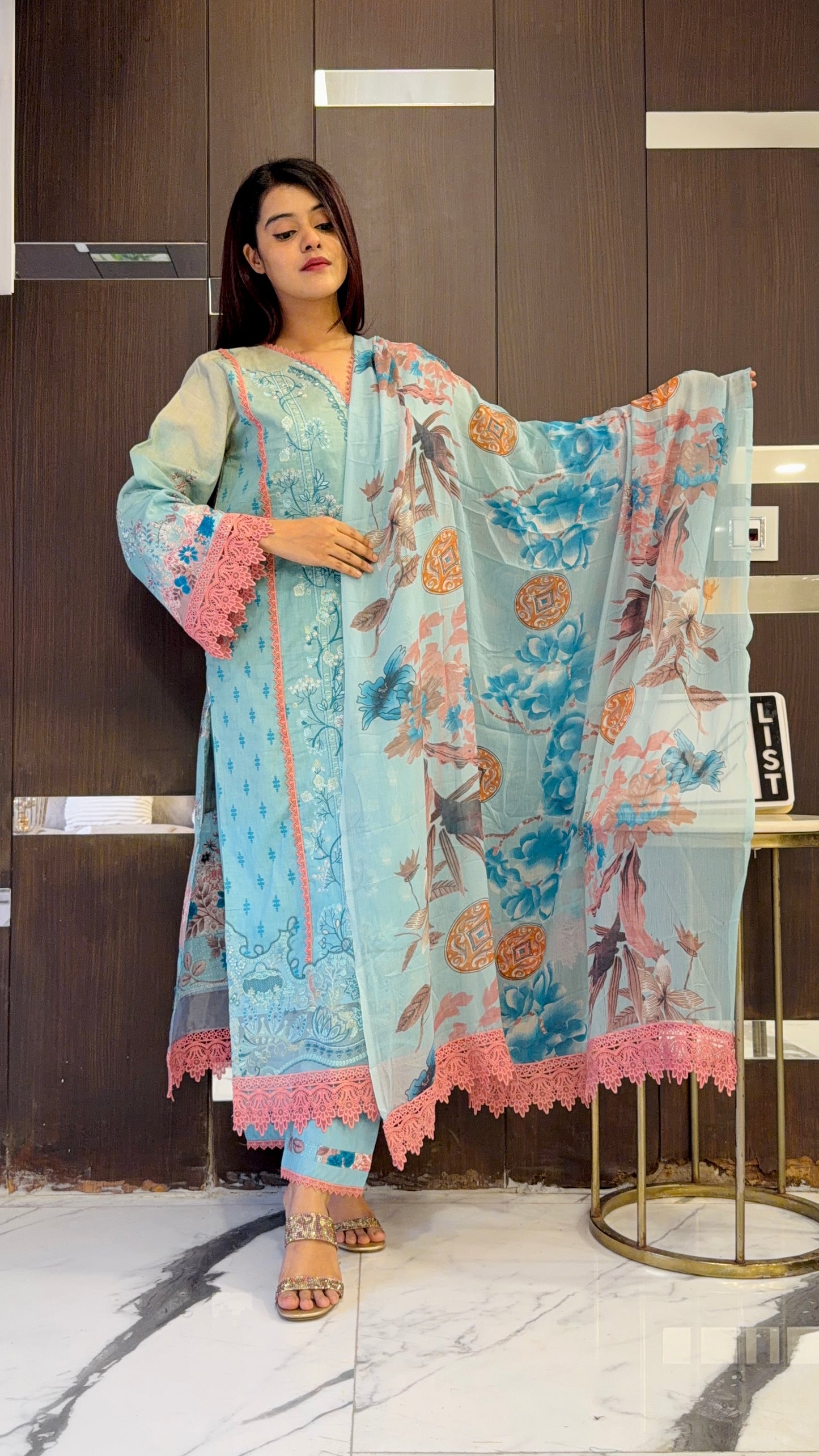 Masoom Pakistani Lawn Set 06