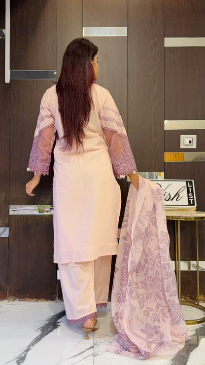 Kifara Pakistani Luxe Lawn Set 05