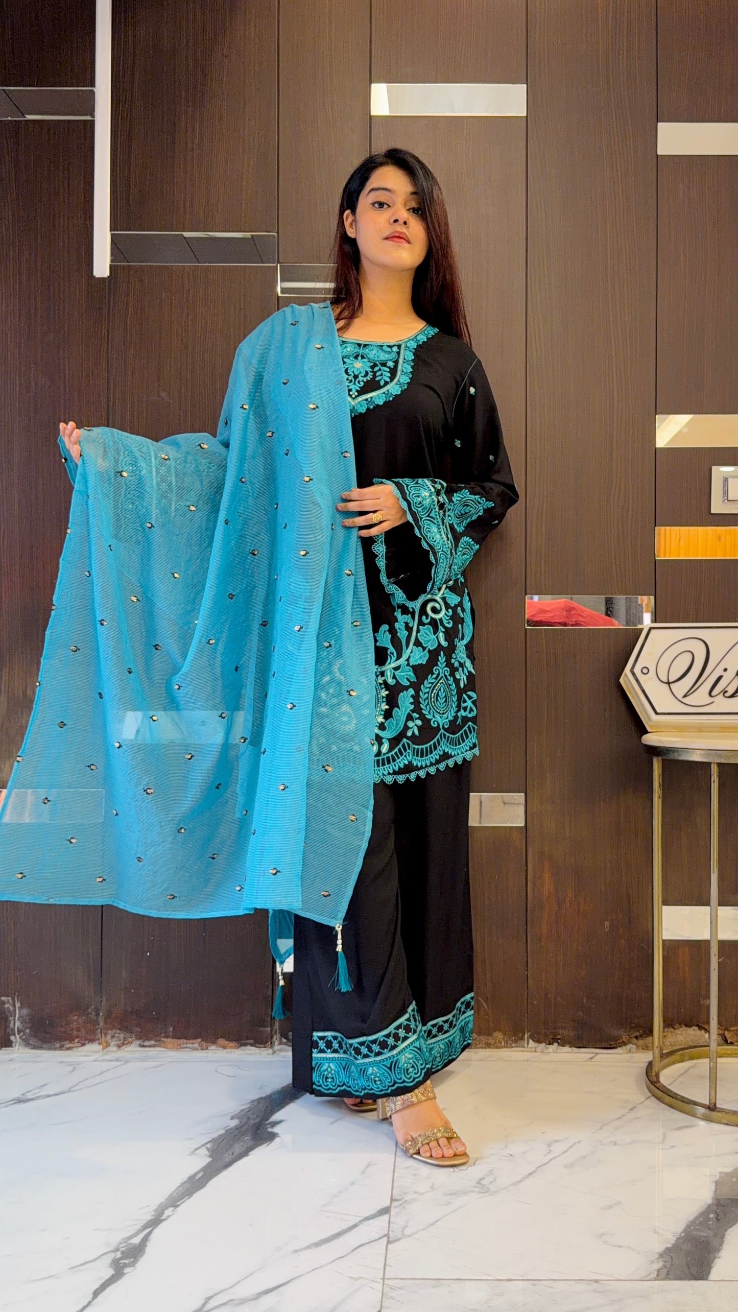 Alizeh Pakistani Semi-Formal Set 04
