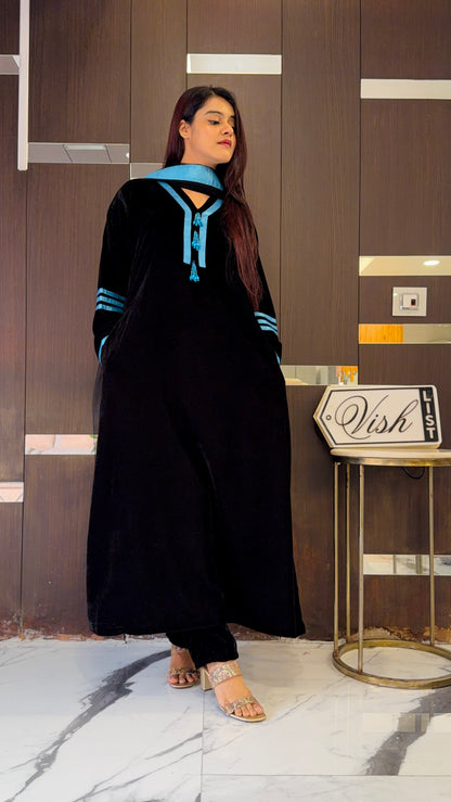 Khwaab Pakistani Velvet Suit 02